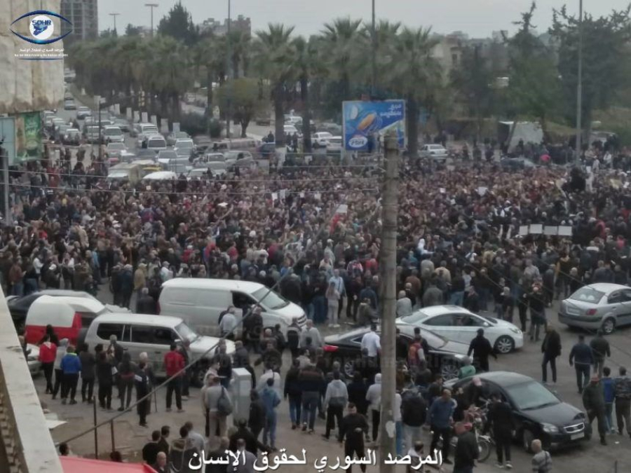 شام، فرقہ واریت کے خلاف علوی مسلمانوں کا پرامن احتجاج، جولانی کی فورسز کا پرتشدد جواب