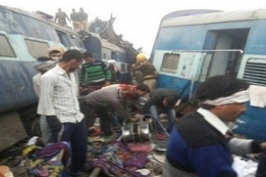 ہندوستان میں ٹرین حادثہ 32 جاں بحق 100 زخمی