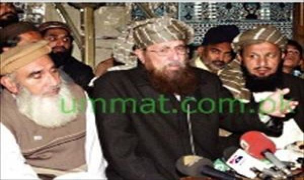 ملک میں جاری دہشتگردی اور خودکش حملے ڈرون حملوں کا ردعمل ہیں، مولانا سمیع الحق