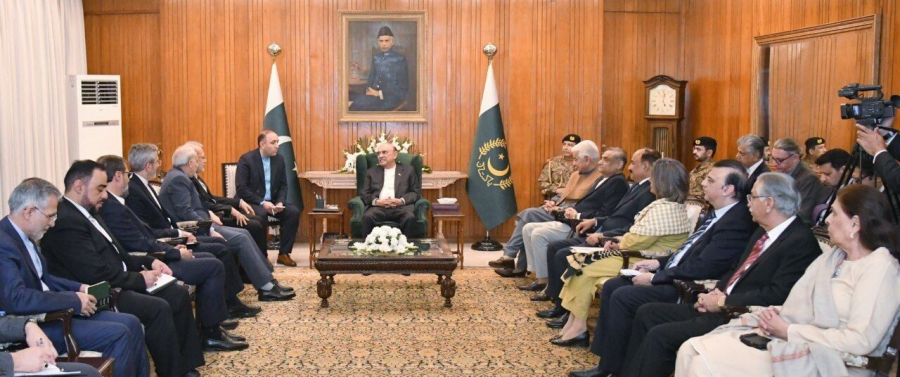 ایران کے ساتھ یکجہتی جاری رہے گی: ڈاکٹر علی لاریجانی سے ملاقات کے موقع پر صدر پاکستان