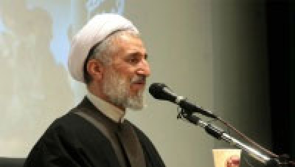 تہران کے خلاف پابندیاں منسوخ کی جائیں : خطیب جمعہ تہران