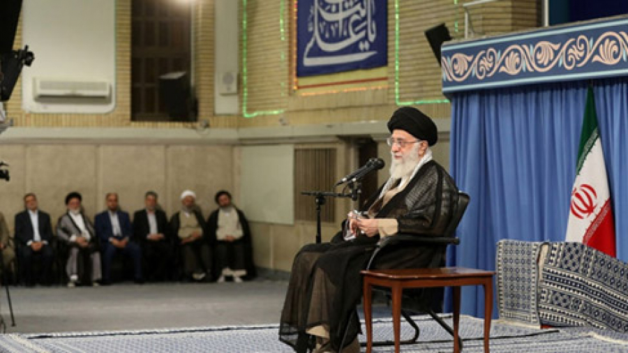 حقیقی حج مشرکین سے بیزاری کے اعلان اور مسلم اتحاد کی کوشش کا نام ہے، رہبرانقلاب اسلامی