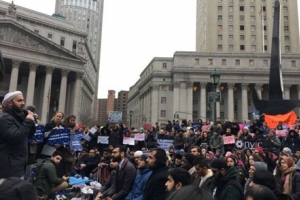 نیویارک؛مسلمانوں کی حمایت میں انسانی زنجیر کی تشکیل