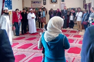 برطانیہ؛ «لینکلن» مسجد غیر مسلموں کی میزبان