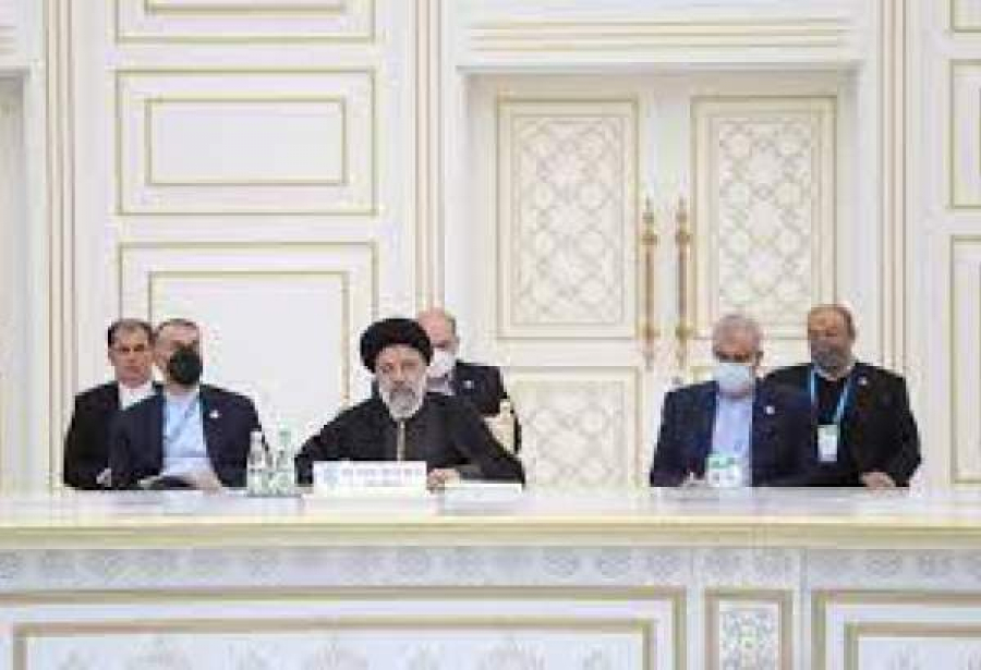 ایرانی صدر کی بین الاقوامی تعلقات میں اکو تنظیم کی پوزیشن کو مضبوط و مستحکم بنانے پر تاکید